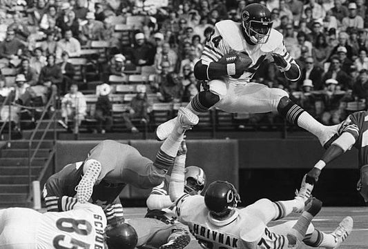 The Iconic Walter Payton 1976 Rookie Card: A Collectible Treasure